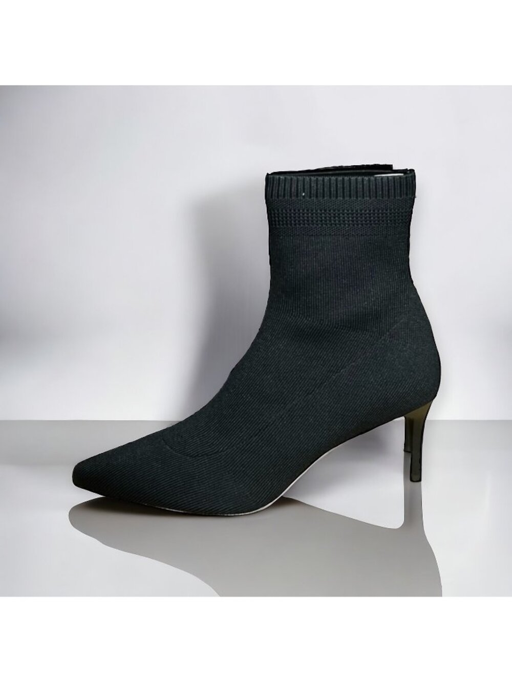 🌻Pour La Victoire Daphne Nickle Knit Black Ankle Booties Size 10 | Box Included